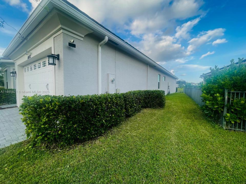 16053 Rain Lilly Way, Westlake, Florida 33470