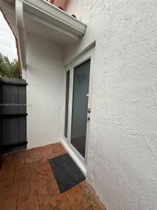 1429 SW 103rd Ave 1, Miami, Florida 33174, USA