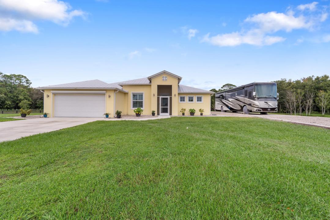 2143 SE 137th Way, Okeechobee, Florida 34974, Estados Unidos