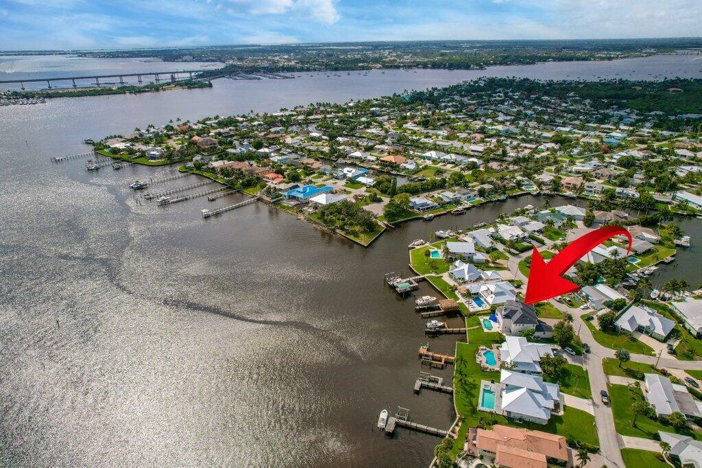 32 SW Riverway Boulevard, SEAGATE HARBOR, Palm City, Florida 34990