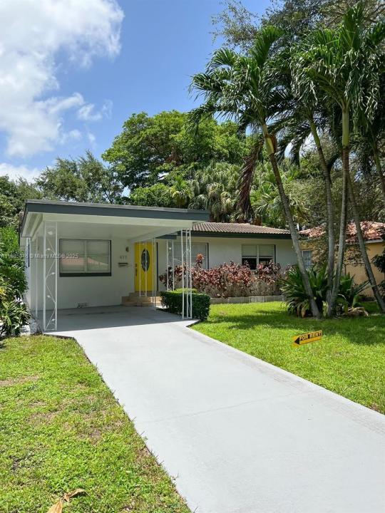 411 NE 88th St, El Portal, Florida 33138