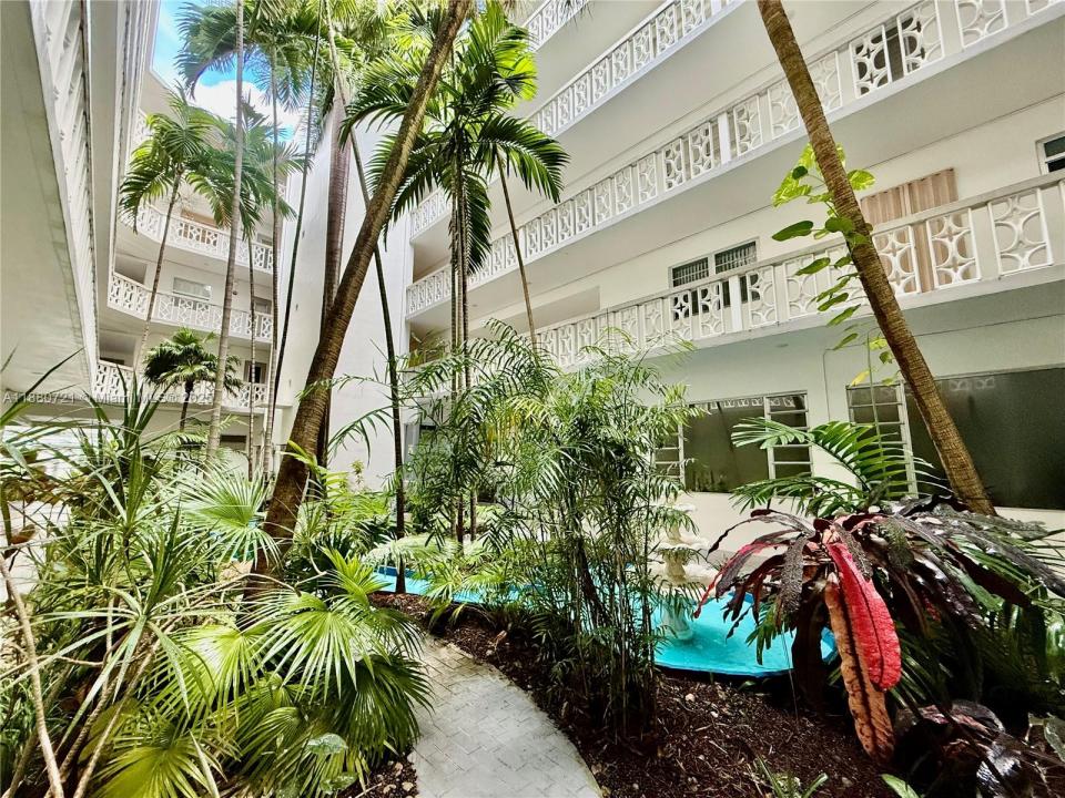 9700 E Bay Harbor Dr 406, Bay Harbor Islands, Florida 33154, Estados Unidos