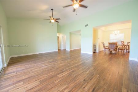 19275 SW 256th St 19275, Homestead, Florida 33031, USA