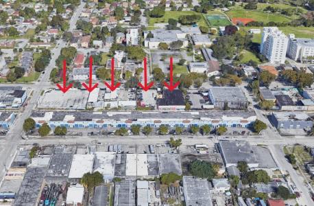 1880 NW 23rd St, Miami, פלורידה 33142, ארצות הברית של אמריקה 