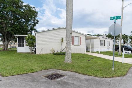 1800 SW 85th Ave, Davie, Florida 33324, USA