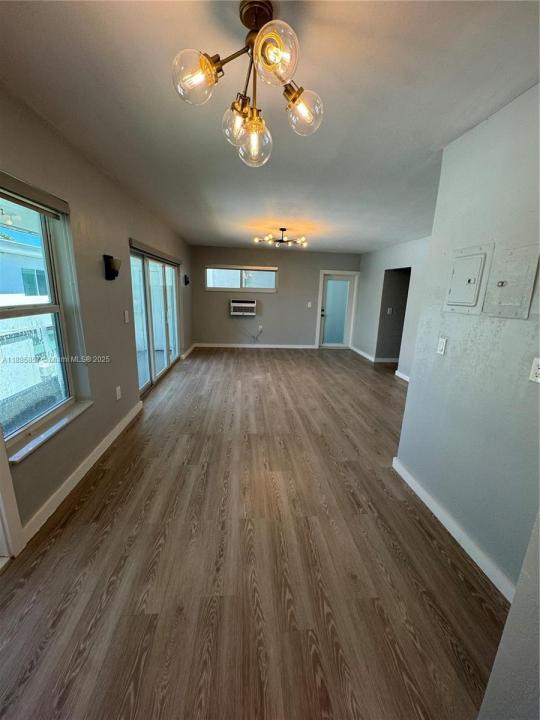 9200 E Bay Harbor Dr 15, Bay Harbor Islands, Florida 33154, USA