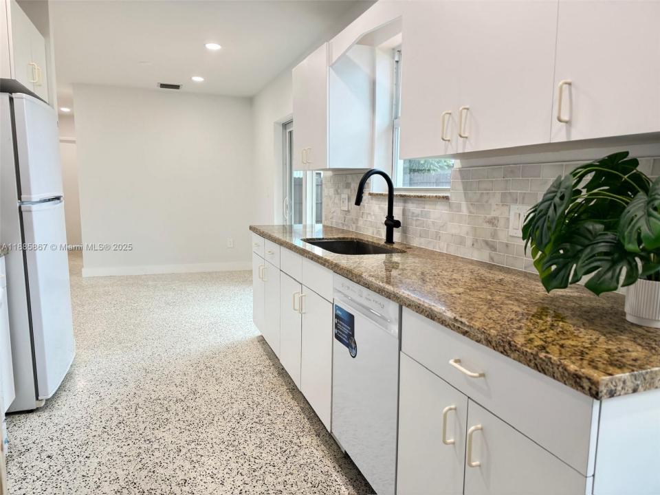 10760 SW 66th Dr 10760, Miami, Флорида 33173, Соединенные Штаты