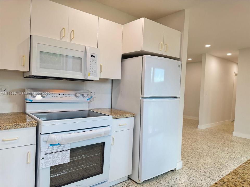 10760 SW 66th Dr 10760, Miami, Флорида 33173, Соединенные Штаты