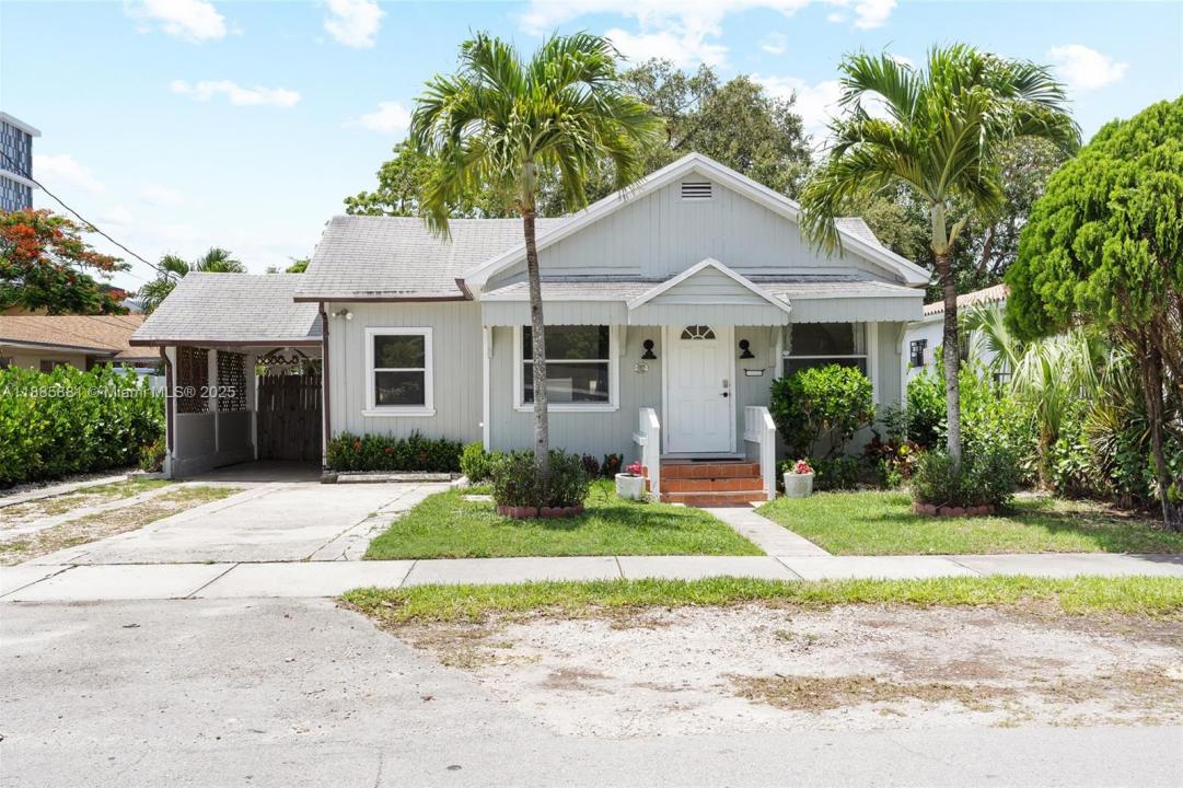 2946 SW 26th St, Miami, Флорида 33133, Соединенные Штаты