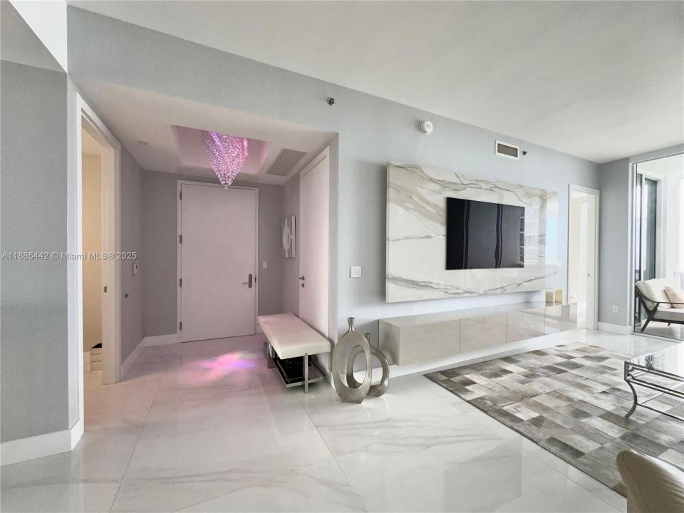 15901 Collins Ave 2406, Sunny Isles Beach, Floride 33160, États-Unis