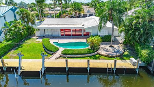 2531 NE 47th St, Lighthouse Point, Florida 33064, USA