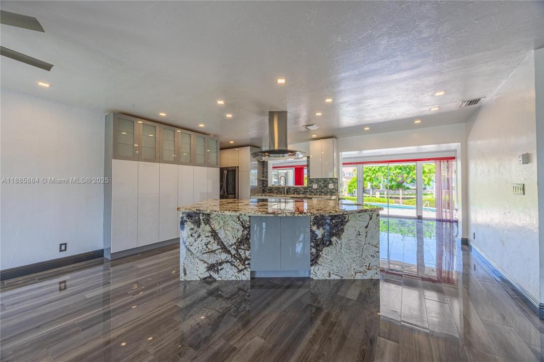 2531 NE 47th St, Lighthouse Point, Floride 33064, États-Unis