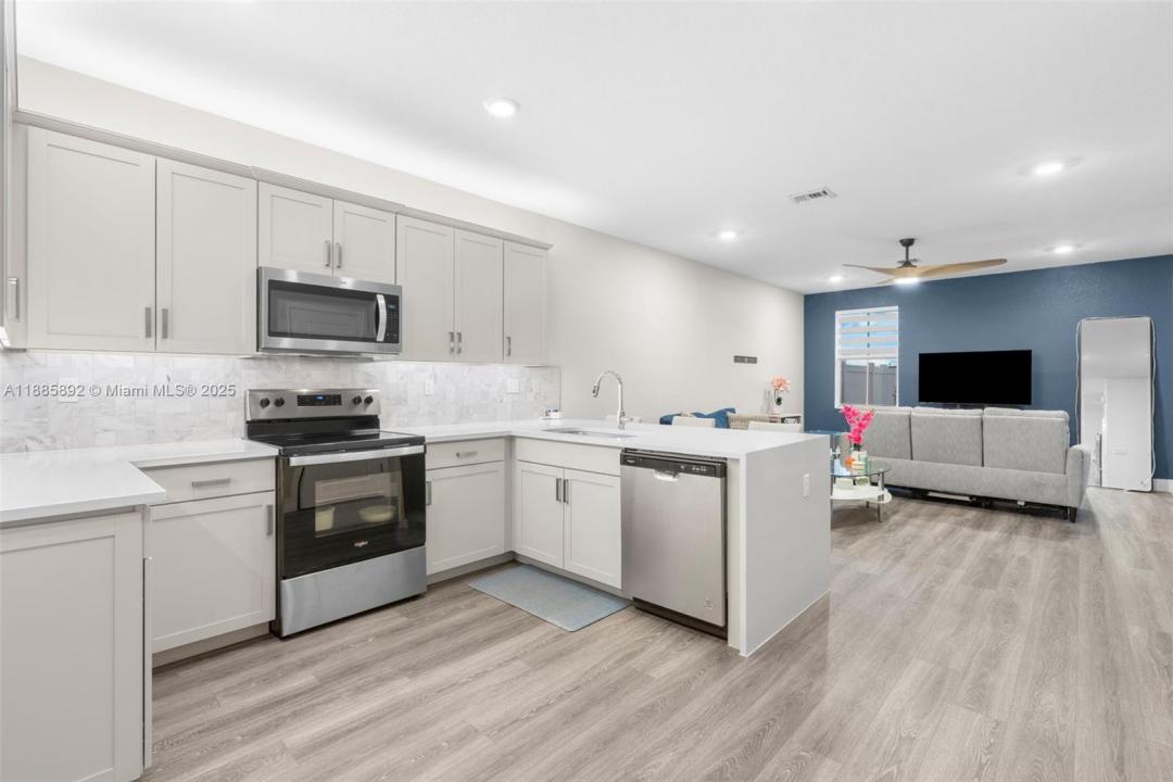 110 SW 171st Way, Pembroke Pines, Florida 33027