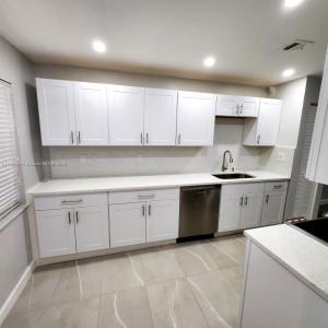 1335 NW 94th Way 1335, Coral Springs, Florida 33071, USA