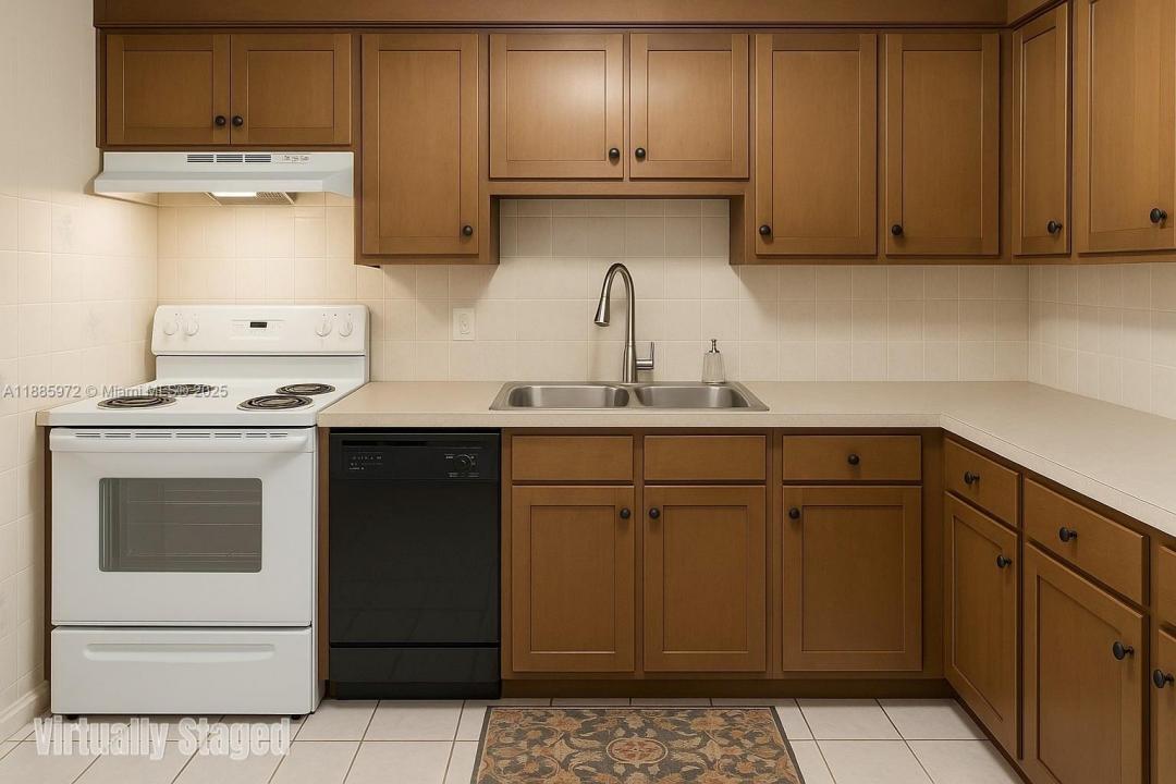 2850 Forest Hills Blvd 204, Coral Springs, פלורידה 33065, ארצות הברית של אמריקה