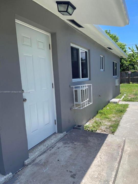 1283 NE 109th St 2, Miami, Florida 33161, Estados Unidos