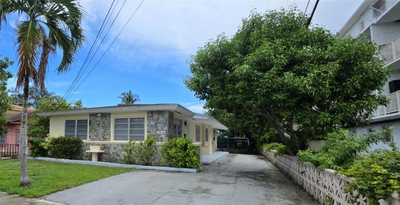 21 NW 32nd Ct 21, Miami, 佛羅里達州 33125, 美國