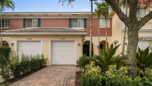 7717 Paddock Pl, Davie, Florida 33328, USA