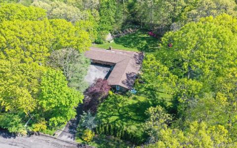 20 Cherry Lane, Oyster Bay, Нью-Йорк 11791, Соединенные Штаты