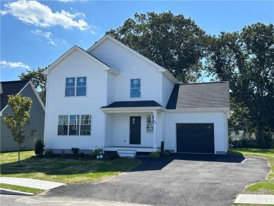 38 Red Maple Lane, Warwick, RI 02886, USA