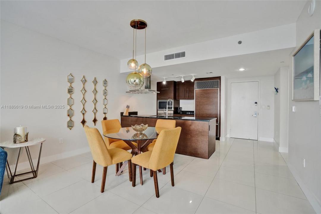 485 Brickell Ave 4207, Miami, Florida 33131, Estados Unidos