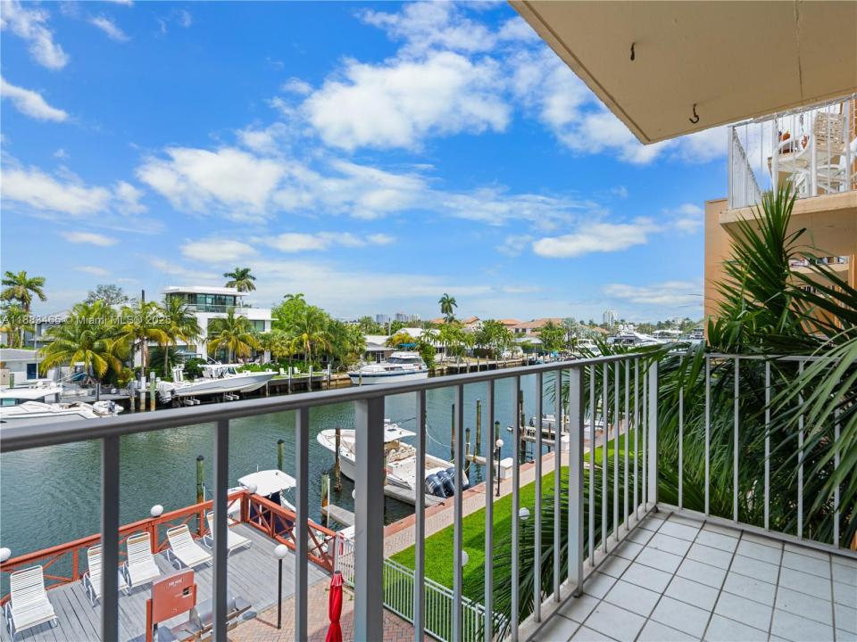 1777 SE 15th St 312, Fort Lauderdale, Florida 33316, Amerika Birleşik Devletleri