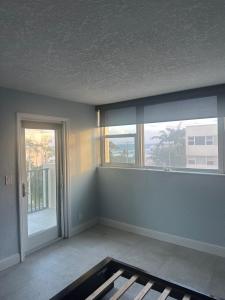 1238 Hillsboro Mile 509, Hillsboro Beach, Florida 33062