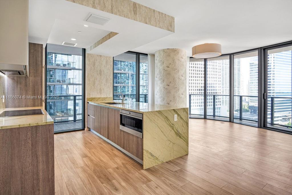 801 S Miami Ave 1805, Miami, Florida 33130, Estados Unidos