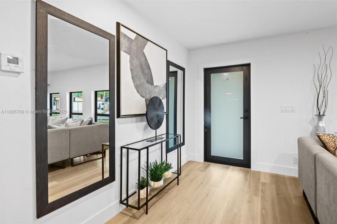 679 SW 17th Ct, Boca Raton, 佛罗里达州 33486, 美国