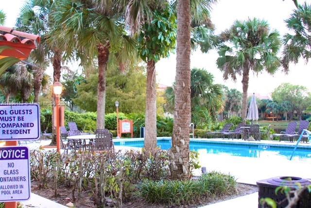 10733 Cleary Blvd 107, Plantation, Florida 33324, USA