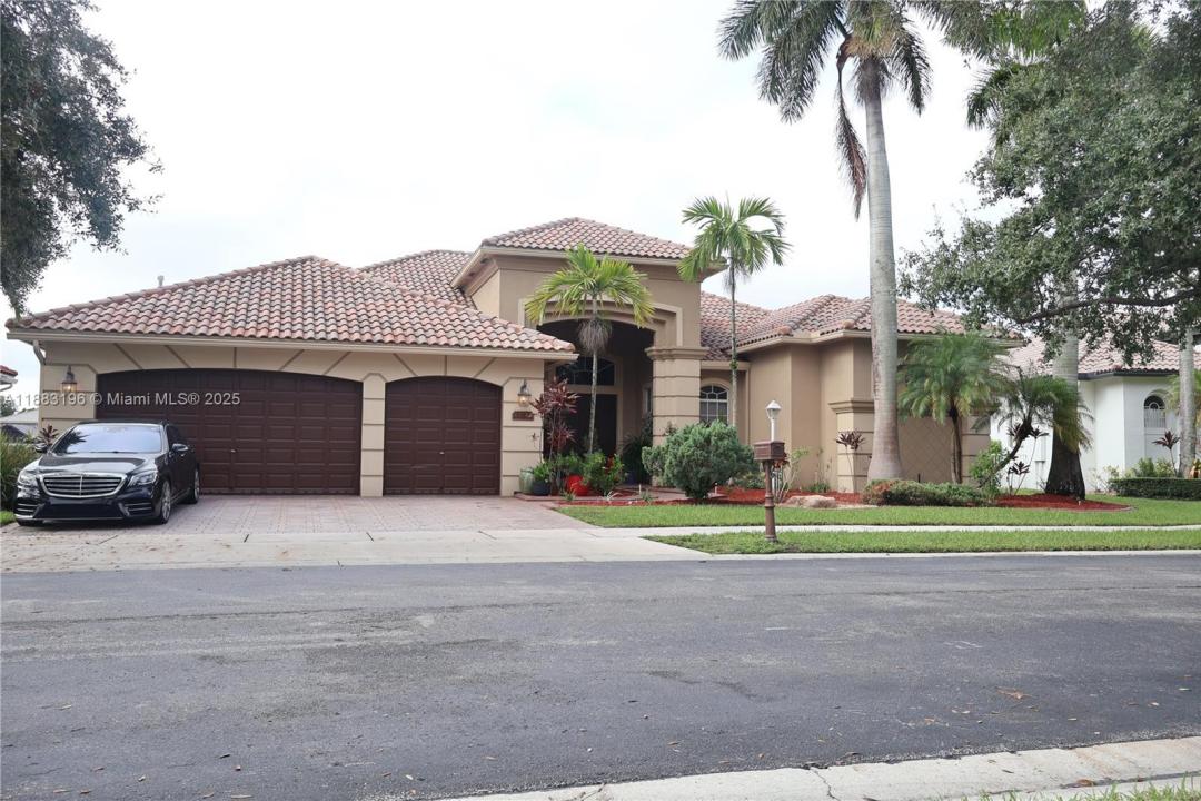 13742 NW 11th Ct, Pembroke Pines, Flórida 33028, Estados Unidos