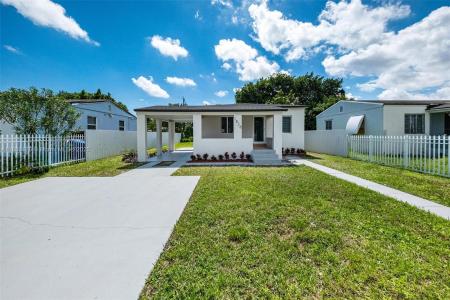1828 NW 58th St, Miami, Florida 33142, USA