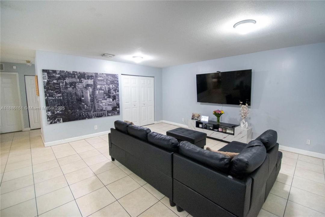 2317 Liberty St 2, Hollywood, 佛羅里達州 33020, 美國