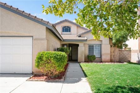 32nd, Lancaster, カリフォルニア 93536, アメリカ合衆国