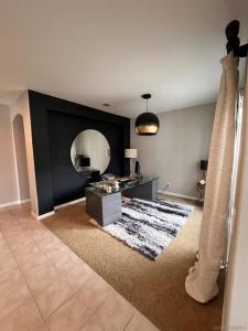 Leeward Ave, San Marcos, California 92078