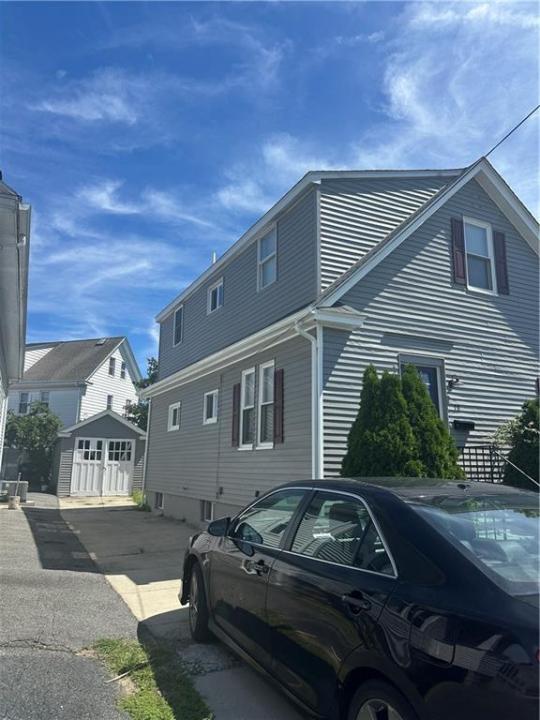 18 Victory Street, Cranston, Rhode Island 02910, USA