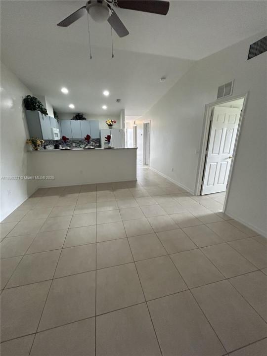 2422 S Vernon Ave 2422, Lehigh Acres, Florida 33973, USA