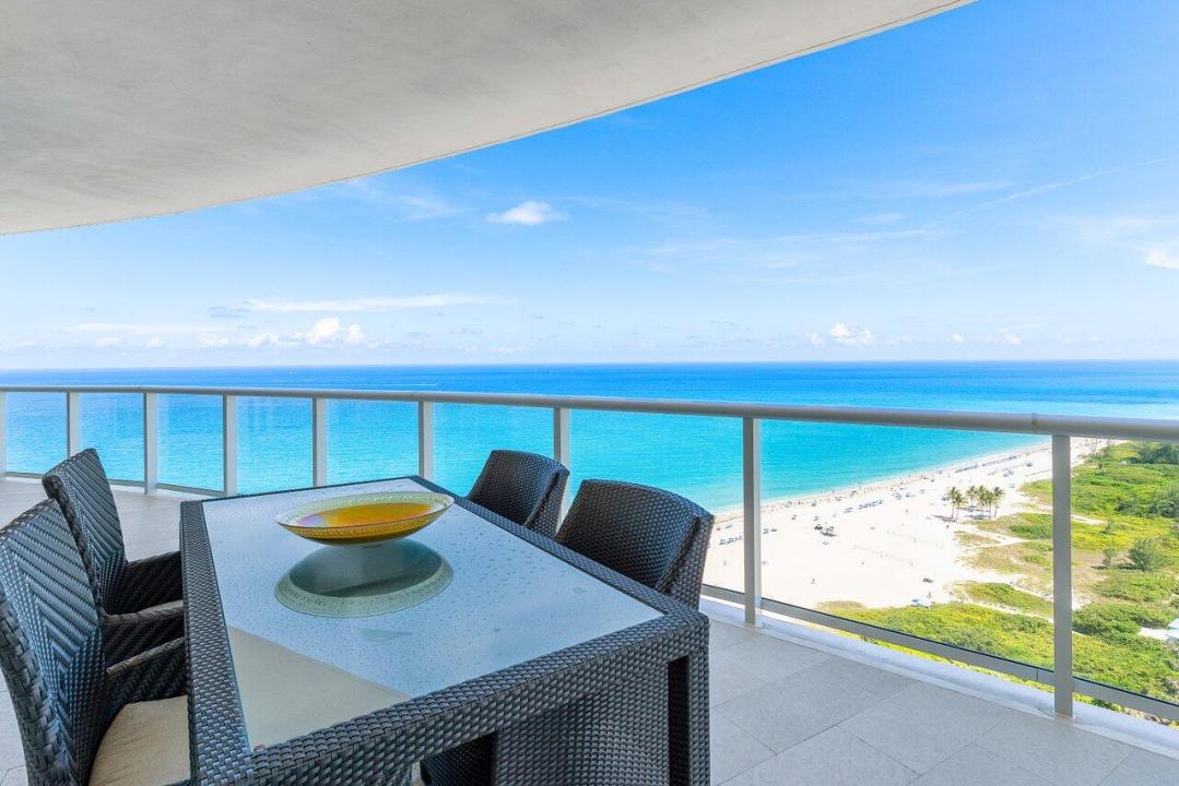 2700 N Ocean Drive 2203a, THE RITZ CARLTON RESIDENCE, Singer Island, Florida 33404