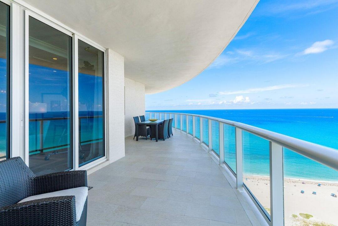 2700 N Ocean Drive 2203a, THE RITZ CARLTON RESIDENCE, Singer Island, פלורידה 33404, ארצות הברית של אמריקה