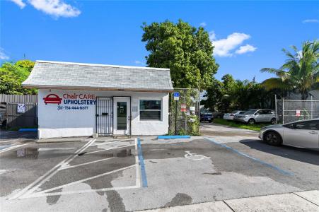 4331 W Hallandale Beach Boulevard, Hollywood, Florida 33023