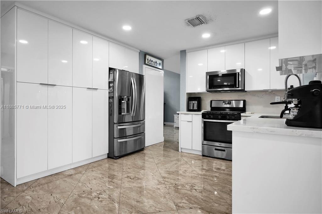 13021 NW 11th Ter, Miami, Floride 33182, États-Unis