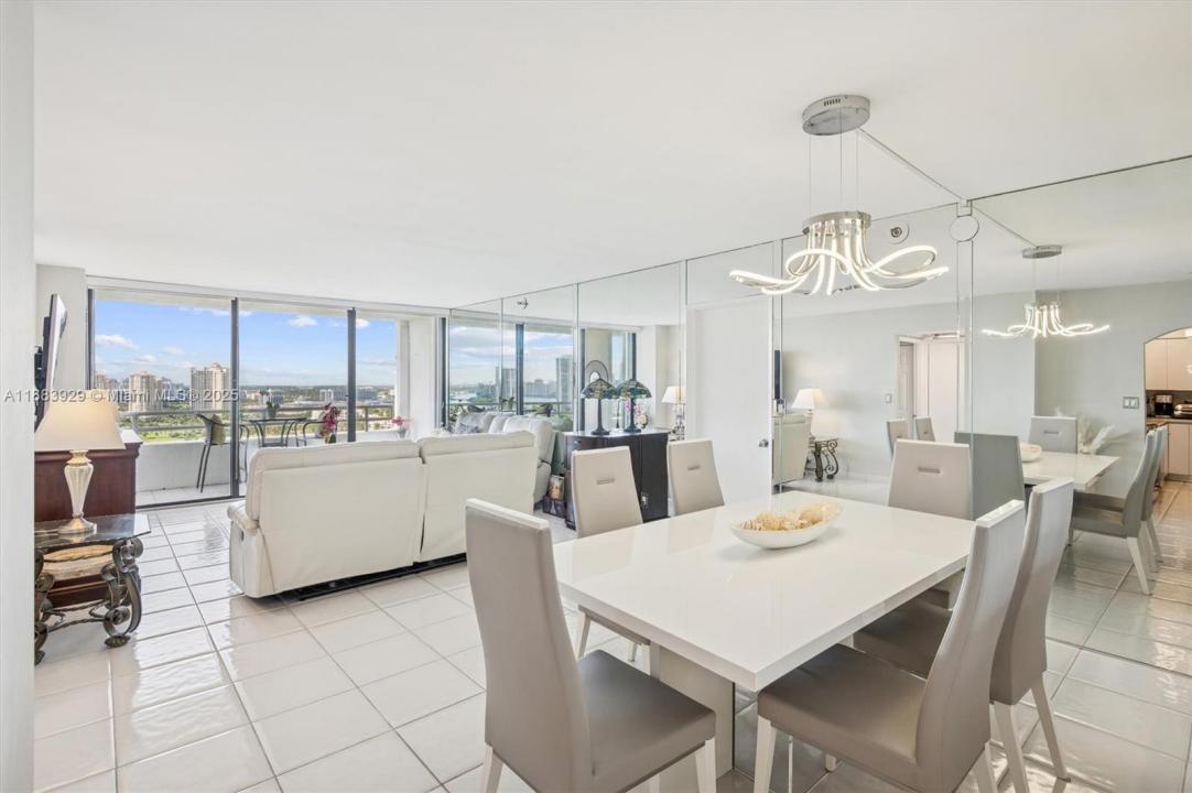 20355 NE 34th Ct 2326, Aventura, פלורידה 33180, ארצות הברית של אמריקה 