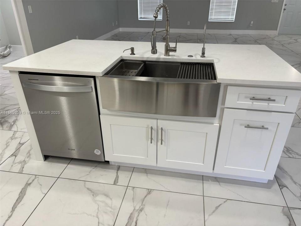 1517 Meadow, Lehigh Acres, Florida 33976