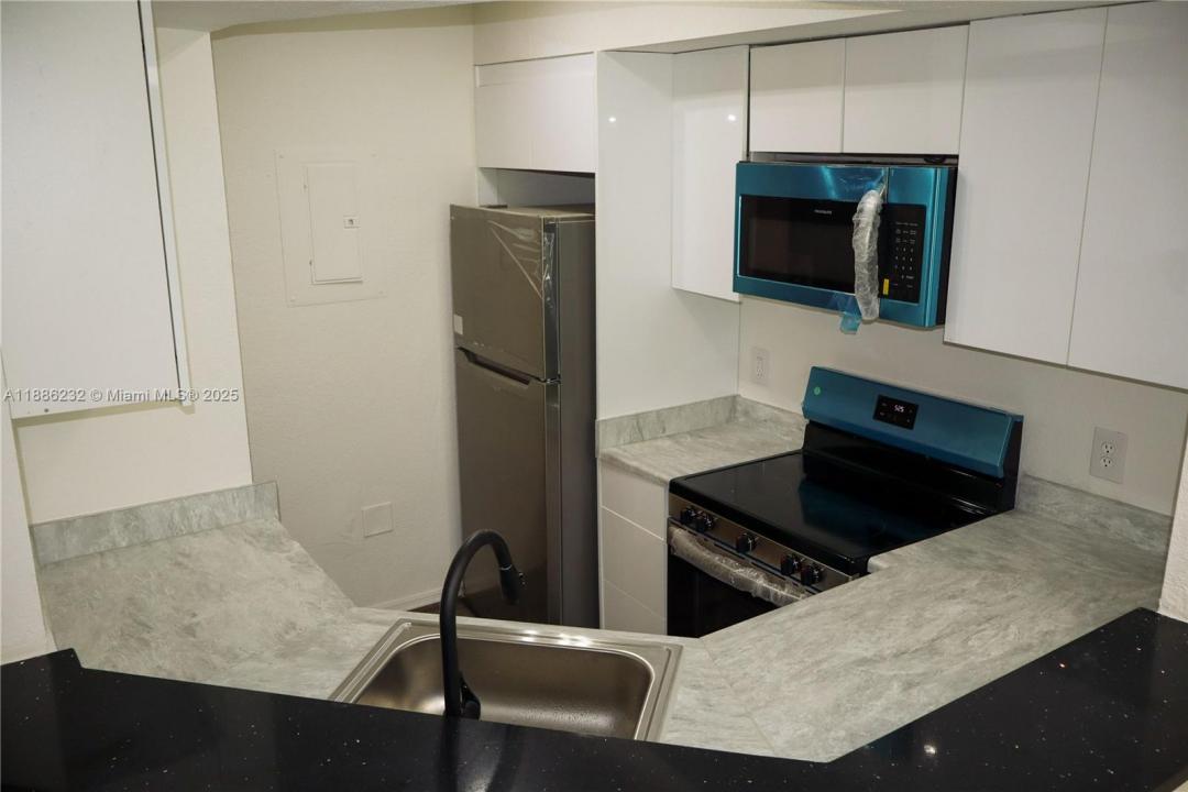 711 SW 148th Ave 412, Sunrise, פלורידה 33325, ארצות הברית של אמריקה