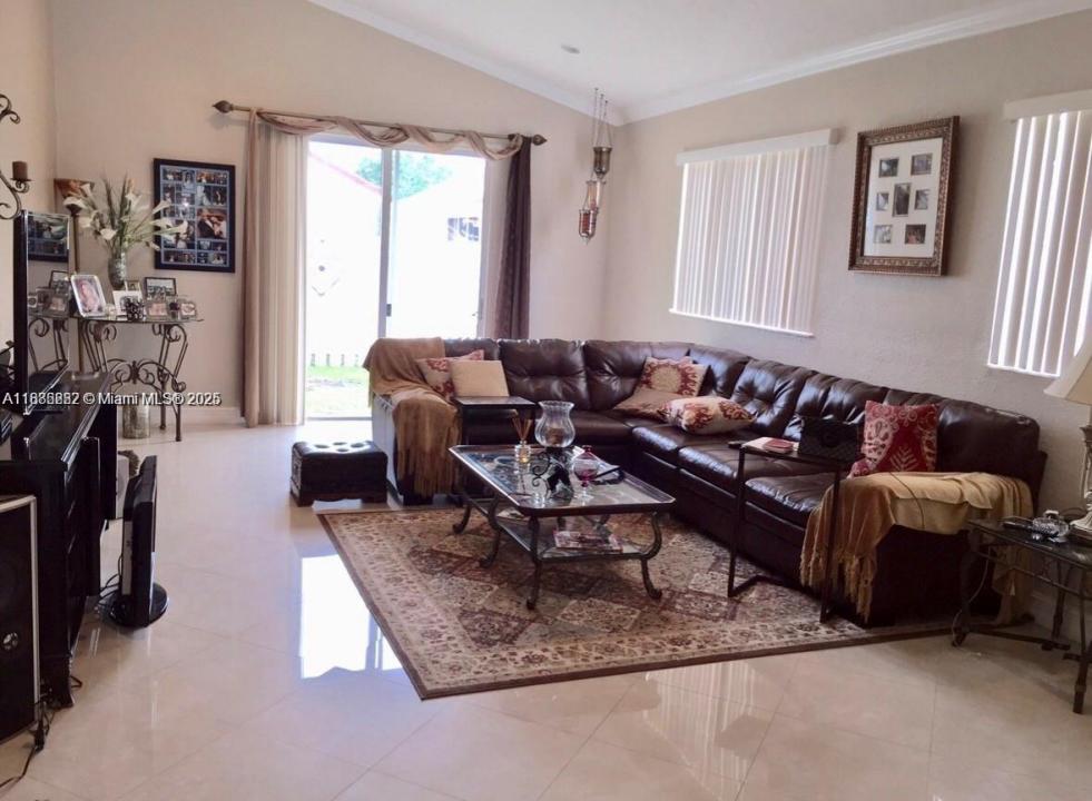 932 Falling Water Rd 932, Weston, فلوريدا 33326, الولايات المتحدة