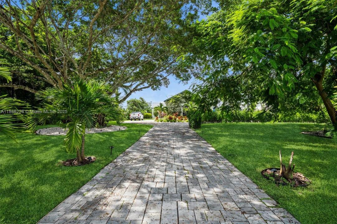 8728 E Wendy Ln E, West Palm Beach, Флорида 33411, Соединенные Штаты