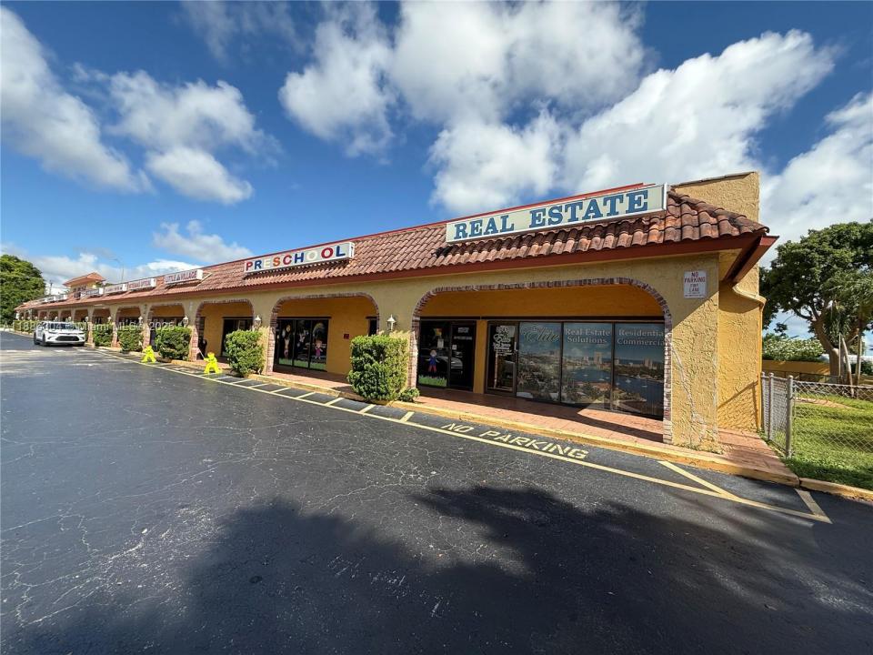 8741 NW 57th St, Tamarac, Florida 33351, Estados Unidos