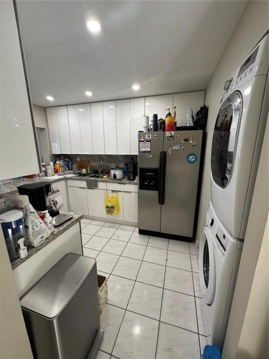 12373 NW 7th Ln, Miami, פלורידה 33182, ארצות הברית של אמריקה 