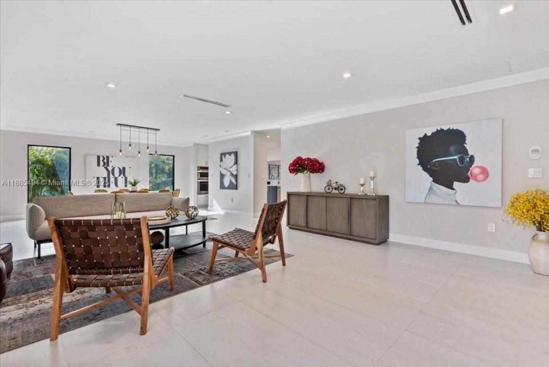1339 Jefferson St, Hollywood, Floryda 33019, USA