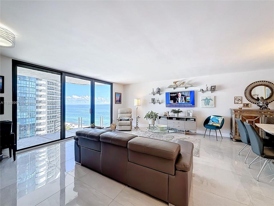 6061 Collins Ave 20C, Miami Beach, 佛罗里达州 33140, 美国